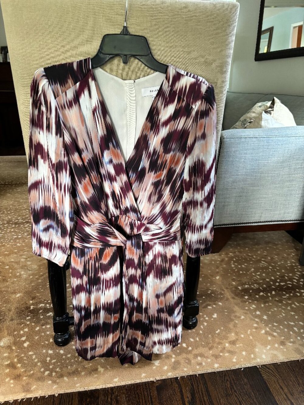 Reiss Dress Size 4 Mini Vneck 3/4 sleeve Orla Ikat Dress Cocktail/Wedding